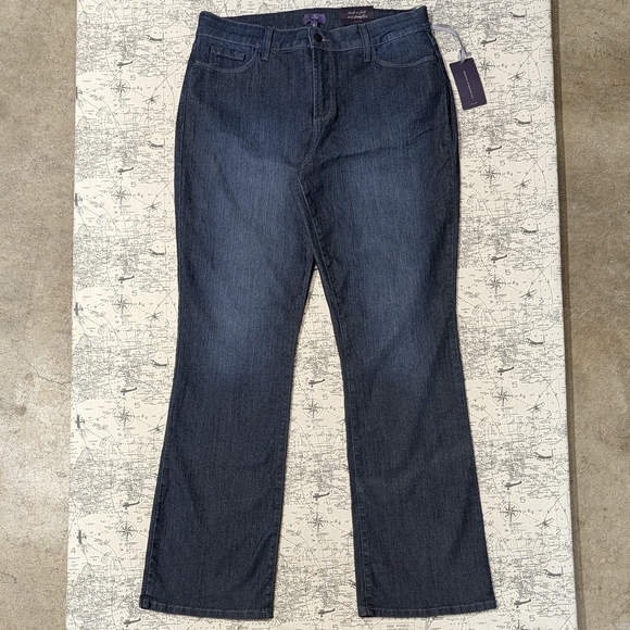 NWT NYDJ Dark Indigo Boot Cut Jeans Size 16 - Picture 1 of 10